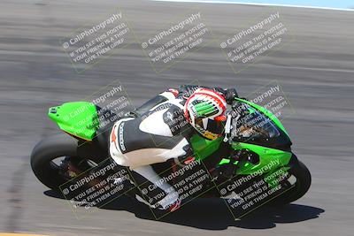 media/Apr-14-2024-SoCal Trackdays (Sun) [[70f97d3d4f]]/6-Bowl (1030am)/